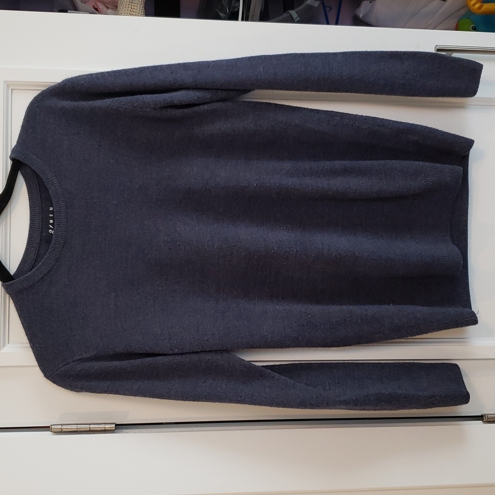 F21 men's crew neck
